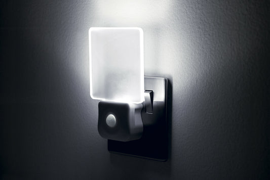 Nightlight With Night And Motion Sensor Uk Plug Image 1