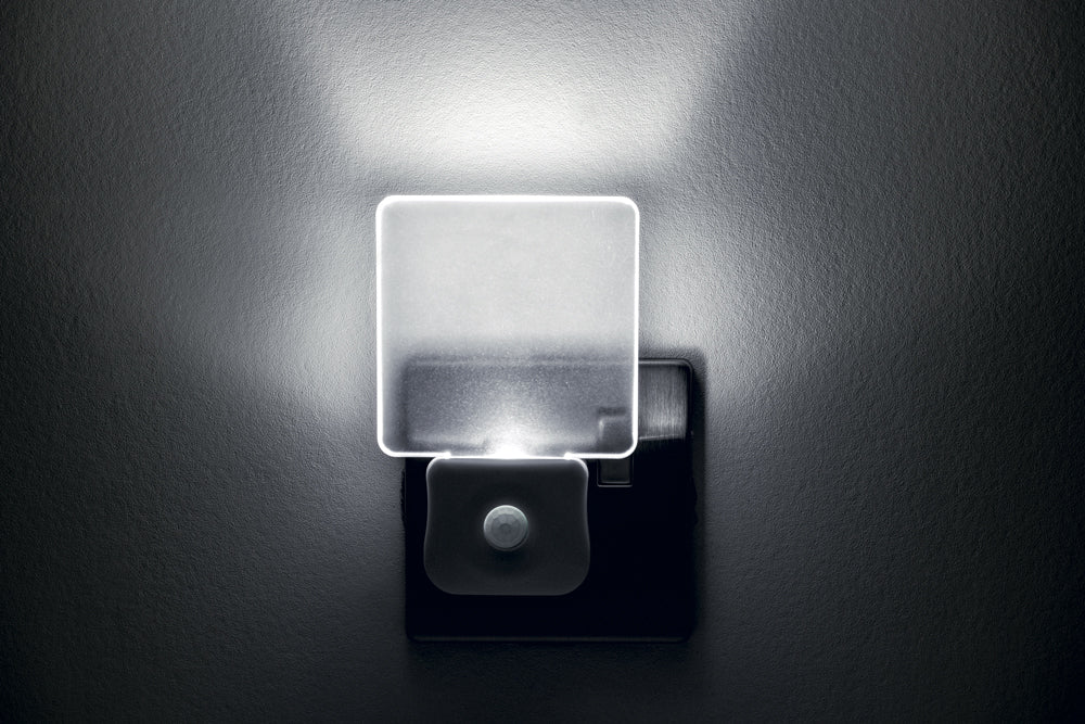 Nightlight With Night And Motion Sensor Uk Plug Image 6